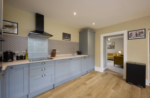 Scaniport Cottage | Luxury Highland Garden Gem with Hot tub by Loch Ness