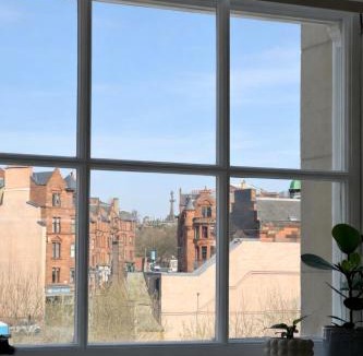 City Centre Glasgow Apartment | Luxury Historic City-Centre Flat & Free Parking