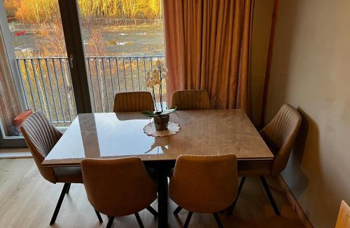 Granton House | Luxury New York Style Loft Apartment Homestay
