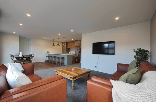 Te Anau House | Luxury on Luxmore Drive