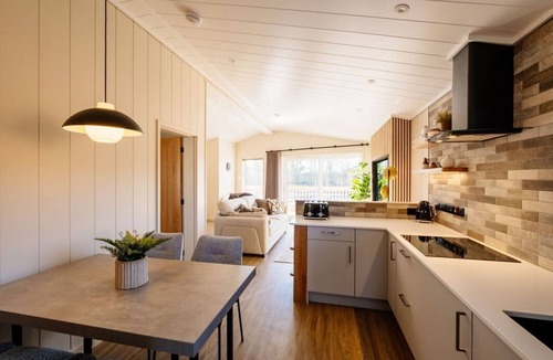 Laceby Cabin | Luxury One Bedroom Retreat, Grimsby