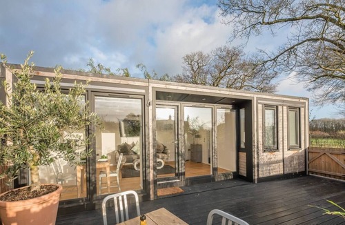 Woodbridge Cabin | Luxury Pod - Paddock End