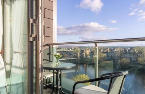 City Centre Glasgow Apartment | Luxury Riverview City Centre Apartment