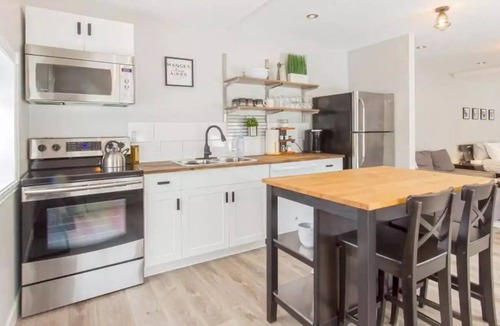 Downtown Gatineau House | Luxury Riverview studio apt. 10min 2 DTWN Ottawa