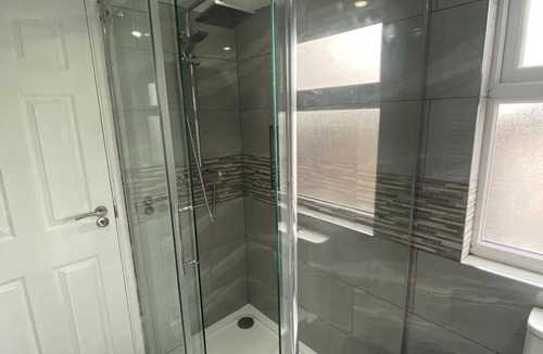 Stratford and New Town Apartment | Luxury rooms in London - PeacePods