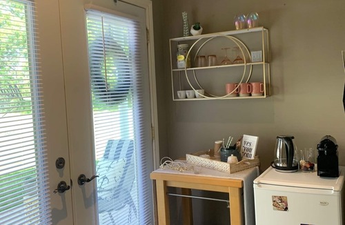 Norwich Apartment | Luxury stay in beautiful countryside of Southwestern Ontario