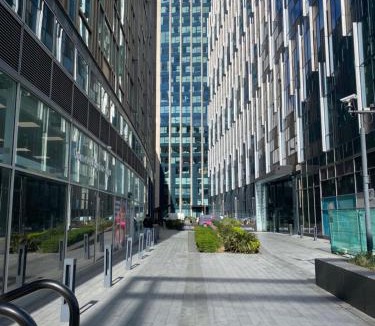 Peninsula Apartment | Luxury stay near O2 and canary wharf