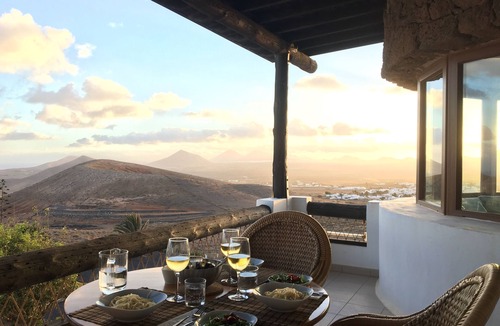 Nazaret Villa | Luxury Villa for up to 10 guests with pool and huge private garden.
