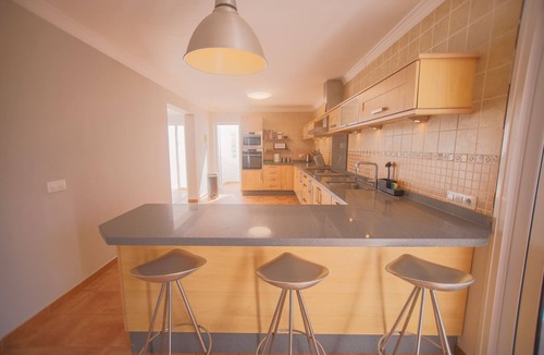 Conil Villa | Luxury Villa with Private 25m Heated Pool & Jacuzzi