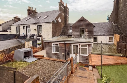 Ardrishaig House | Lynwood - 4 Bedroom House with Views of Loch Gilp