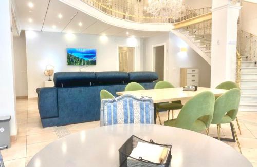 La Malagueta Apartment | Málaga Center Luxury Loft - Sun & Beach