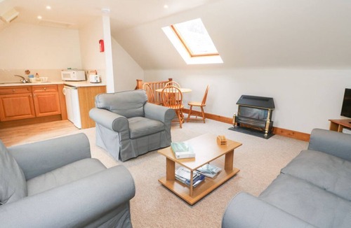 Loch Tay Cottage | Mackintosh, Kinloch Rannoch