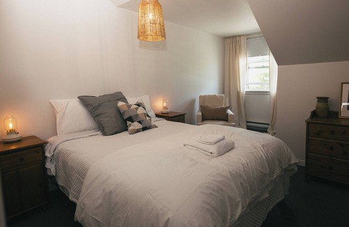 Val David Hotel | MacTaverne