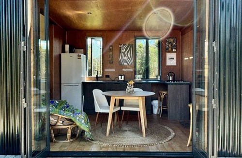 Wanaka Apartment | Madagascar dreaming