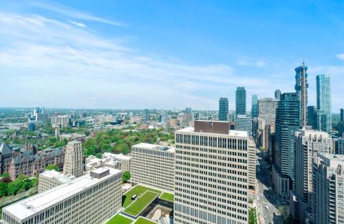 Bay Cloverhill Apartment | Magnificent 1 Bd High floor view Downtown Toronto