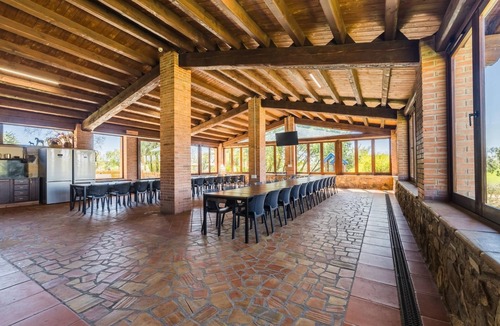 Sils Villa | Magnificent 15 bedroom villa Spain|XXL Pool, BBQ, Gamesroom|Beaches & Barcelona