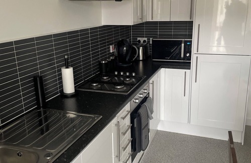 Finnieston Apartment | Maison 109 Suite - Elegant 2 bedroom apartment to make your trips feel like home