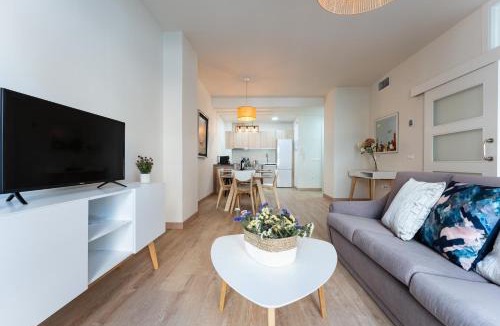 Bailen-Miraflores Apartment | MalagaSuite Comfortable Home Apartments