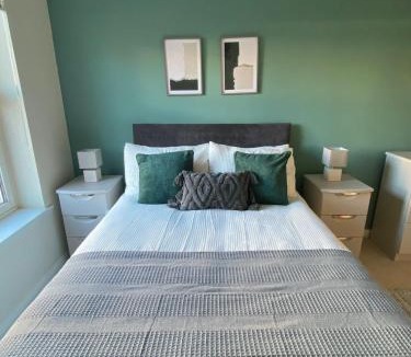 Kirkcaldy House | Maltings Apartment - Spacious 2 Bed Ground Floor Apartment
