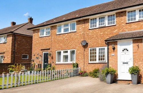 London Colney House | Manor Road Retreat | Modern | Sleeps 5