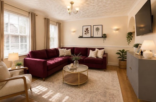 London Colney House | Manor Road Retreat | Modern | Sleeps 5