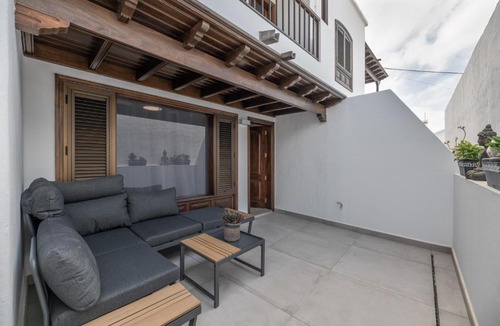 Playa Honda Apartment | Mar
