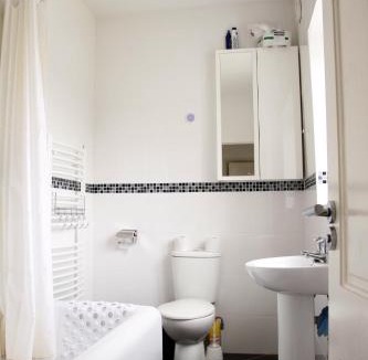 Leyton House | Marsh Lane Cottage