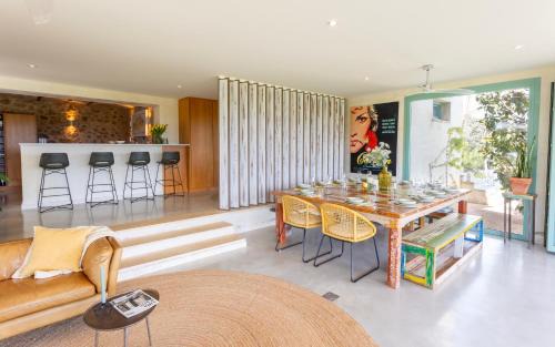 Rupia House | Mas CasaGran