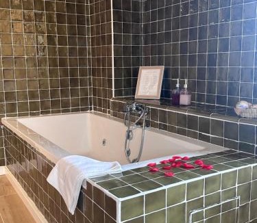 Vilanova de Sau Hotel | Mas els Munts