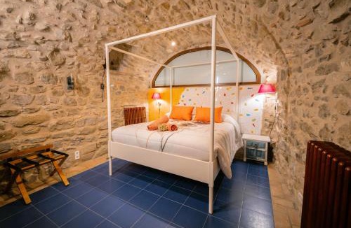 Riudellots de la Creu House | Mas Tulsà Casa Rural Girona