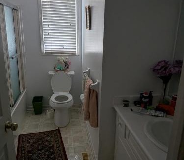 London House | Masonville Guesthouse