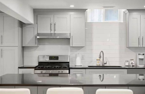 LaSalle House | Matchette Manor Luxury Hideaway Flat Lasalle