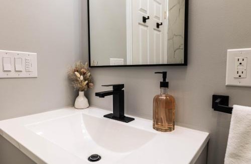 Lakeview Apartment | Matilda’s Luxury House
