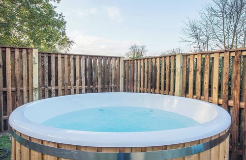 Hethel Cottage | Meadowsweet Cottage-UKC2458