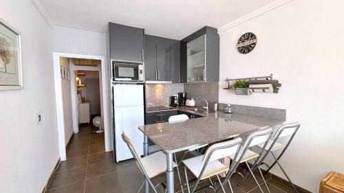 Almadraba-Canyelles Apartment | Meda Chica 1H