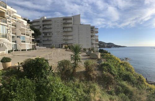 Almadraba-Canyelles Apartment | Meda chica 3e