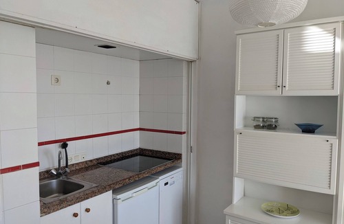 Lloret de Mar Apartment | Mediterranean Living Near the Sea Costa Brava, 2 rooms, balcony, pool, sea view