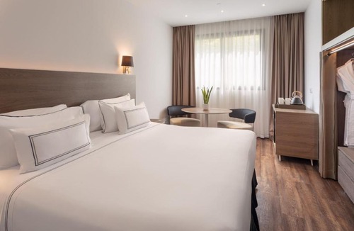 Castellana Hotel | Meliá Madrid Serrano