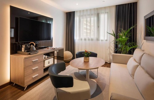 Castellana Hotel | Meliá Madrid Serrano