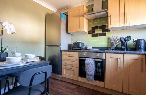 Kincardine Apartment | Mercer Apartment
