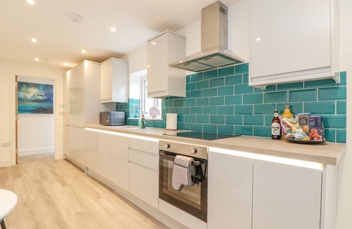 Camborne Cottage | MEWS RETREAT, pet friendly, character holiday cottage in Camborne