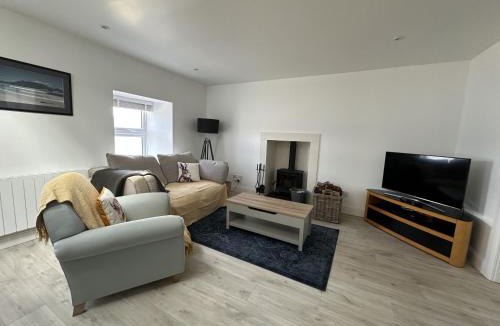 Cairndow House | Mid- Village Croft