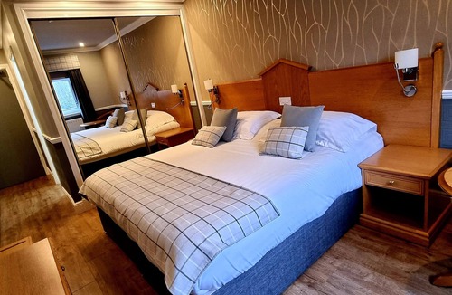 Paisley Hotel | Mill & Brae