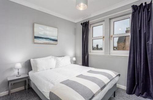 Ayr Apartment | Millbrae Residence - Donnini Apartments