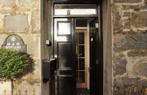 Stornoway House | 'Mo Eilean' - Your island home