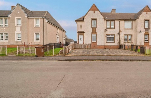 Glasgow Apartment | Modern 2 bedroom apartment with shower room
