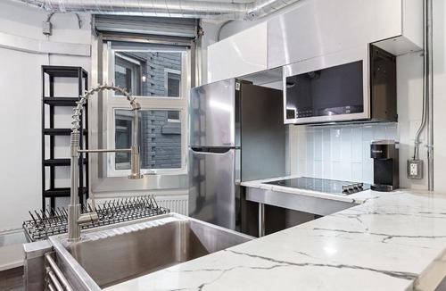 Lowertown Apartment | Modern 2BR - In The Heart of Downtown Ottawa