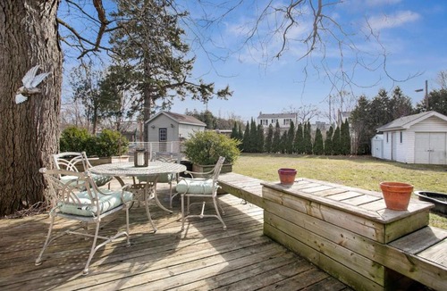 Cooksville House | Modern 3BR Home, Minutes to Lake & Port Credit