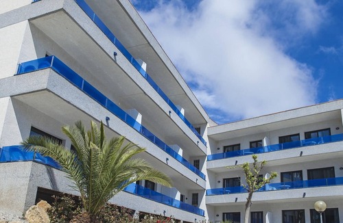 Platja d'Aro Apartment | Modern Apartment with Pool, 150m from Beach, A/C, WiFi