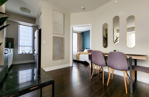 Etobicoke Condo | Modern Condo (2BD+2BATH), Free Parking